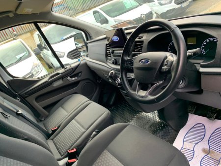 2021 Ford Transit Custom 2.0 TDCI 105 PS LWB TREND // PRICE EXCL. VAT // GREAT CONDITION // 05/26 CVRT // AIR CON, HEATED SEATS AND CRUISE CONTROL // €13,780 thumbnail