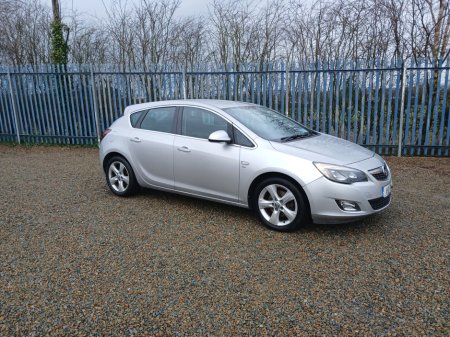 2011 Opel Astra SRi 1.7CDTi 110PS 6 Speed