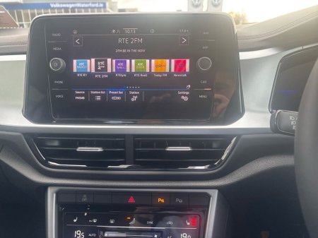 2026 Volkswagen T-Roc EDITION 75 2.0TDI M6F 116HP €40,184 thumbnail