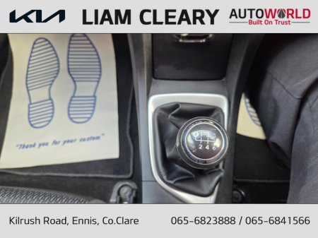 2015 Toyota Corolla - thumbnail 20