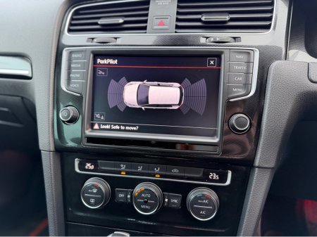 2017 Volkswagen Golf - thumbnail 22