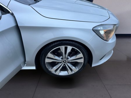 2018 Mercedes-Benz CLA Class - thumbnail 13