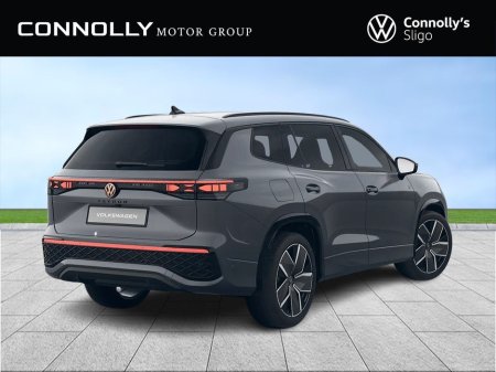 2026 Volkswagen Tayron R-LINE 75 1.5 PHEV 150HP AUTO €62,785 thumbnail