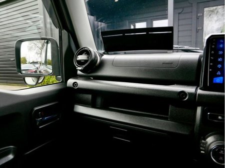 2023 Suzuki Jimny - thumbnail 29