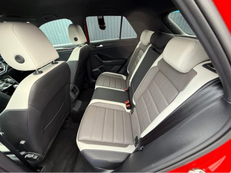 2020 Volkswagen T-Roc HIGHLINE PREMIUM SPORT - 2.0L DIESEL - AUTO - 12M WARRANTY - CAR: 1688 €21,950 thumbnail