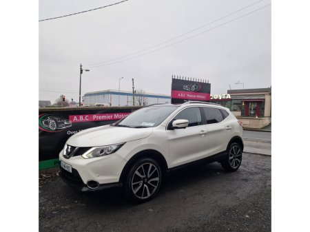 2015 Nissan Qashqai 1.5 DSL XE €10,950 thumbnail