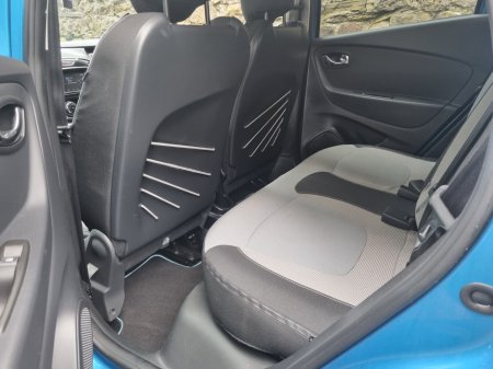 2016 Renault Captur TCe 90 S&S LIFE €9,799 thumbnail