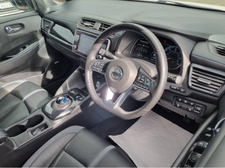 2021 Nissan Leaf - thumbnail 12