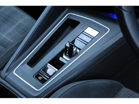 2022 Volkswagen Golf GTD 200Bhp DSG * Winter Pack €30,950 thumbnail