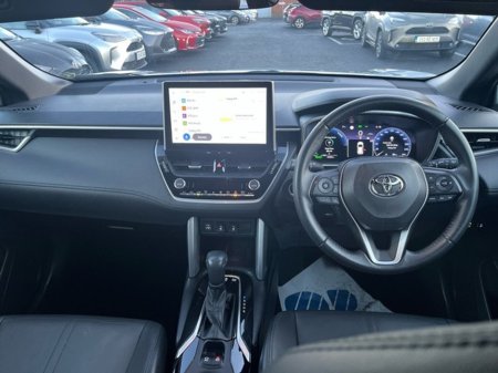2023 Toyota Corolla Cross COROLLA CROSS SOL 1.8 €35,444 thumbnail