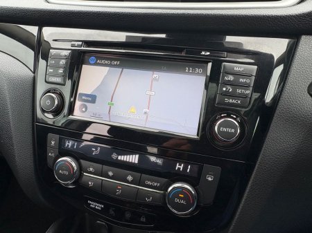 2017 Nissan Qashqai - thumbnail 8