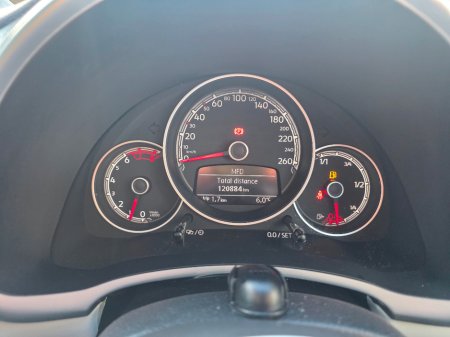 2018 Volkswagen Beetle Design 1.2tsi M6F BMT 105 3DR €16,950 thumbnail