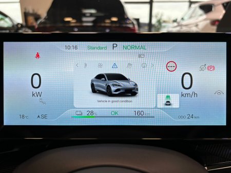 2025 BYD Seal Excellence AWD 530BHP €48,990 thumbnail