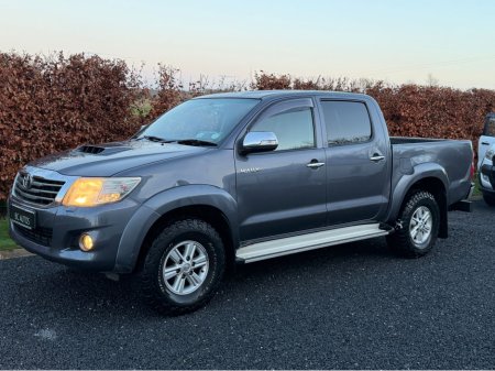 2014 Toyota Hilux 3.0 DCAB SR5 4DR
