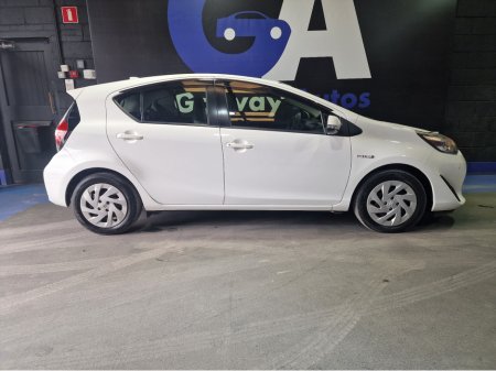 2018 Toyota Aqua - thumbnail 11