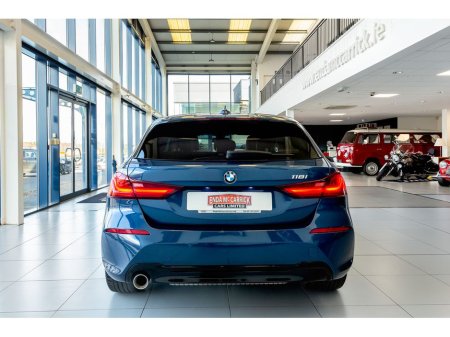 2022 BMW 1 Series - thumbnail 8