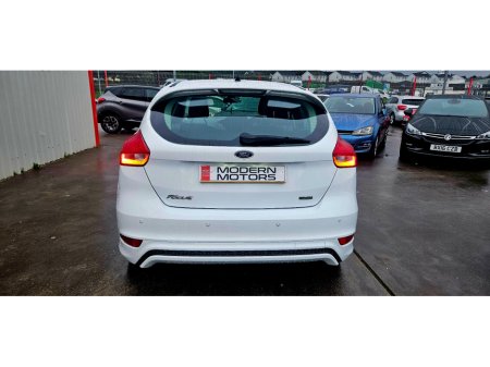 2016 Ford Focus ZETEC S 1.0 ECO 125BHP LOW MILES €9,750 thumbnail