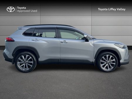 2025 Toyota Corolla Cross COROLLA CROSS 1.8 SPORT €41,450 thumbnail