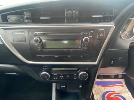 2015 Toyota Auris 1.4 Aura €10,950