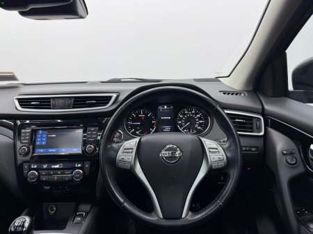 2017 Nissan Qashqai 1.5 DSL SV PREMIUM €14,950 thumbnail