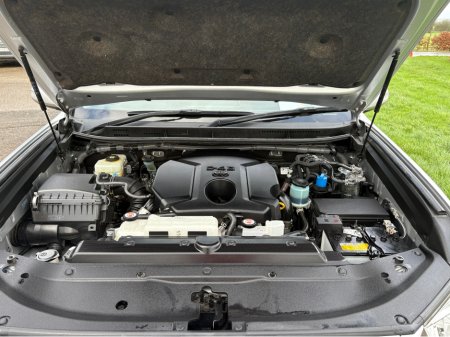 2022 Toyota Landcruiser LWB COMMERCIAL 4DR thumbnail