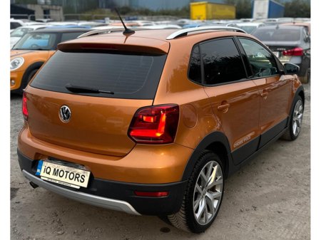 2017 Volkswagen Polo - thumbnail 10