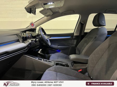 2023 Volkswagen Golf Life 2.0TDI 115bhp 5dr Auto - 231 Reg €29,995 thumbnail