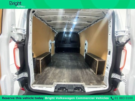 2025 Volkswagen Transporter - thumbnail 16