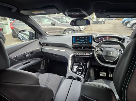 2023 Peugeot 5008 - thumbnail 10