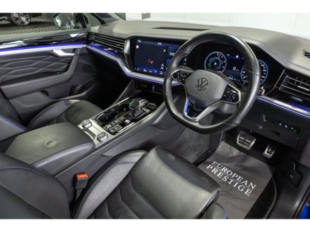 2021 Volkswagen Touareg - thumbnail 8