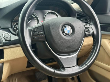 2016 BMW 5 Series - thumbnail 17