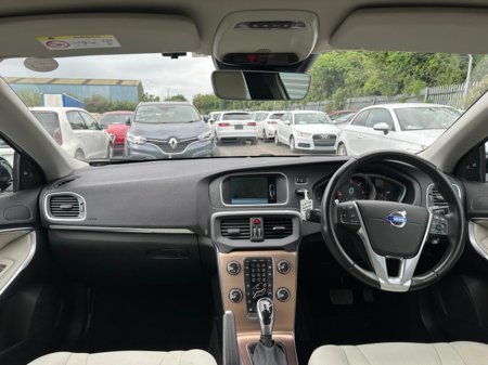 2015 Volvo V40 Cross Country - thumbnail 16