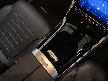 2025 Mercedes-Benz GLC Class GLC 220 D 4MATIC AMG Line €75,950 thumbnail