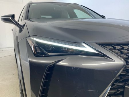 2023 Lexus UX 250 H Dynamic €38,950 thumbnail