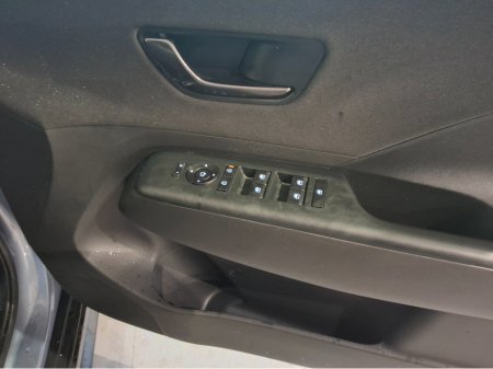 2025 Hyundai Kona - thumbnail 18