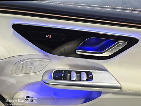2024 Mercedes-Benz EQE 300 Electric Art with Diamond Grill €53,895 thumbnail