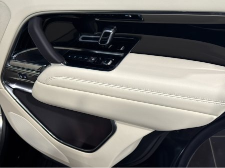 2026 Land Rover Range Rover - thumbnail 36