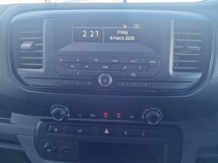 2022 Opel Vivaro - thumbnail 13