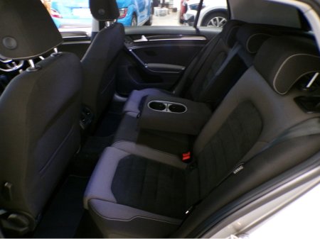 2015 Volkswagen Golf *ONLY 45,000*AUTO*VW GOLF 1.4 TSI HIGH-LINE*COLOUR CAMERA WITH ADAPTIVE CRUISE*UP-GRADED VW ALLOYS*XL MEDIA*HIGH-LINE BODY STYLING*FLAT-BOTTOM SPORT STEERING WHEEL WITH PADDLE SHIFT*RADAR ASSIST**ANTI €14,900 thumbnail