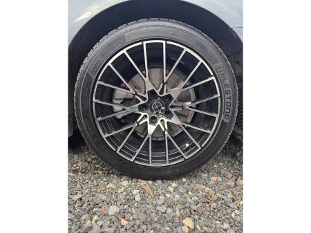 2019 BMW 5 Series - thumbnail 23