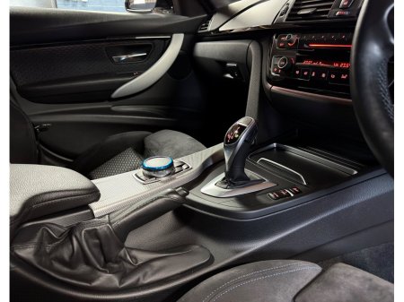 2016 BMW 3 Series - thumbnail 30