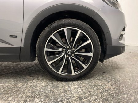 2021 Opel Grandland X 1.6 Petrol/Electric FWD 225 PS PHEV SRI €19,995 thumbnail