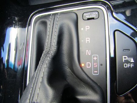 2019 Kia Niro 1.6 GDI 2 104BHP 5DR Auto €17,950 thumbnail