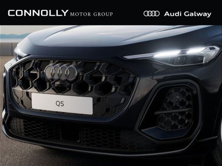 2026 Audi Q5 S-LINE E-HYBRID QUATTRO A/T €75,950 thumbnail