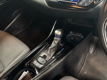 2022 Toyota C-HR - thumbnail 14