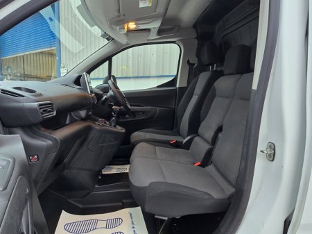 2022 Peugeot Partner - thumbnail 18