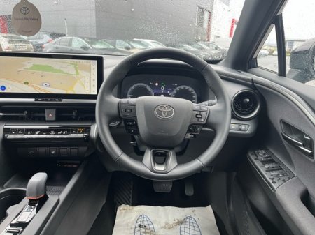 2025 Toyota C-HR C-HR PHEV SPORT+ €42,950 thumbnail