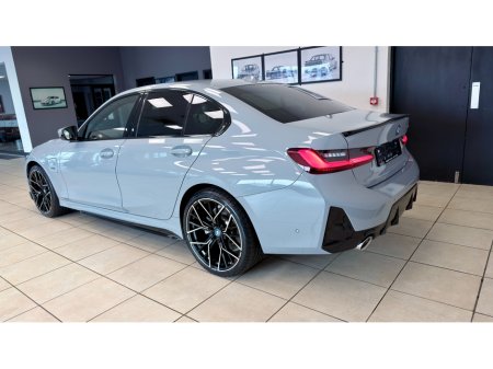 2023 BMW 3 Series - thumbnail 10