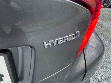 2023 Toyota C-HR 1.8 HYBRID SOL €24,850 thumbnail