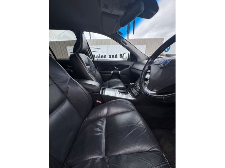 2011 Volvo XC90 - thumbnail 16